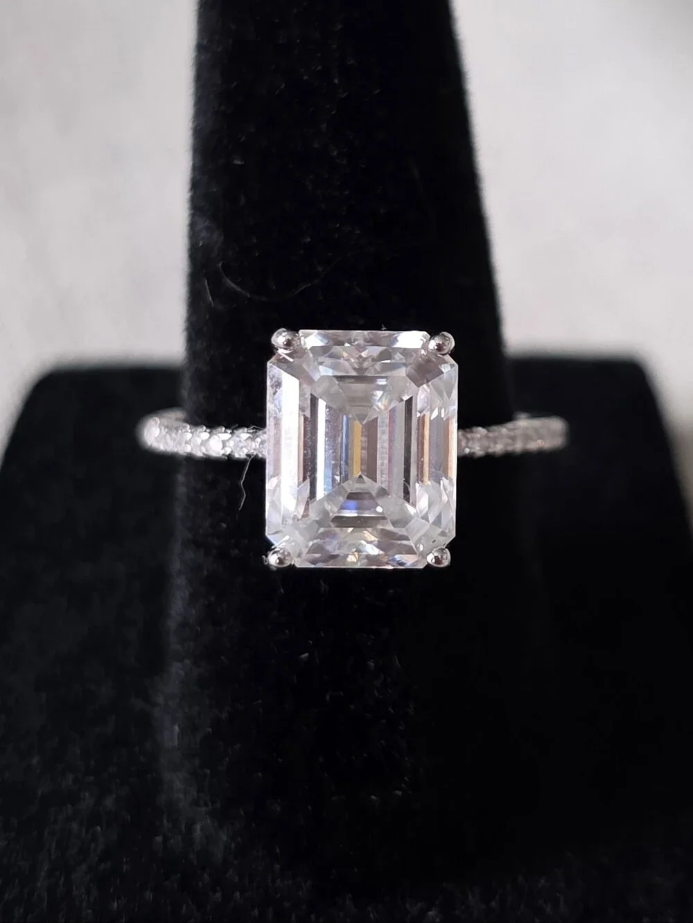 4 CT Emerald Cut Moissanite Engagement Ring S925 Sterling Silver Size 6